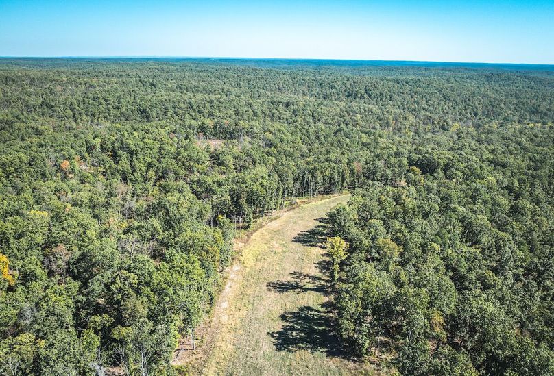 DJI_20251009053144_0618_D