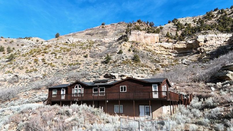 Ghost Town Get-A-Way02