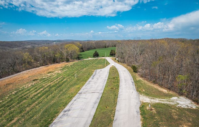 DJI_20250410113808_0070_D