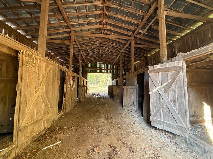 019 inside view of the barn