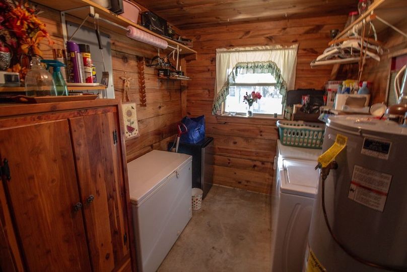 9.L.Laundry Room