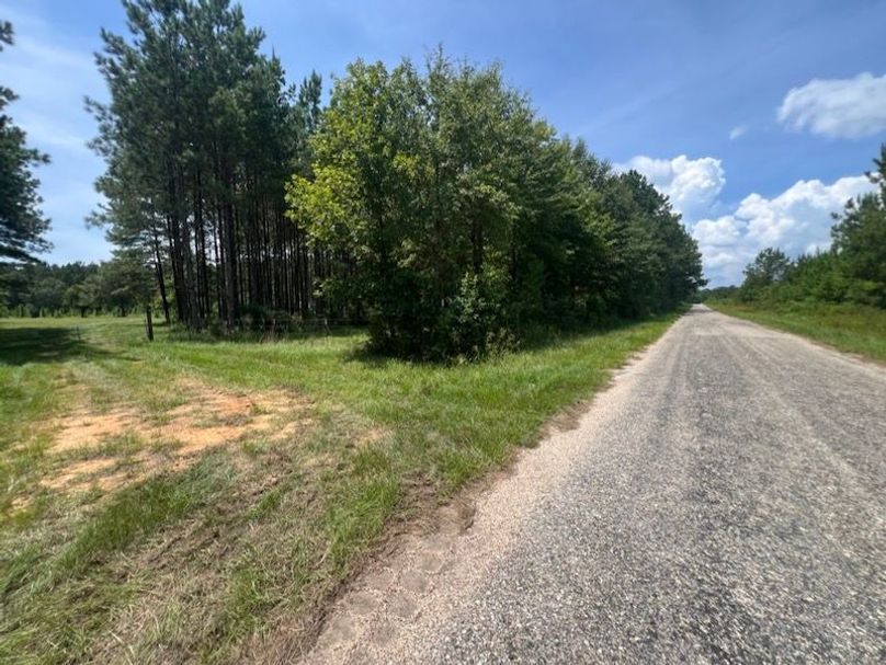 666CC443-99B5-4E86-9252-BE3A0C93D9BA_1_105_c