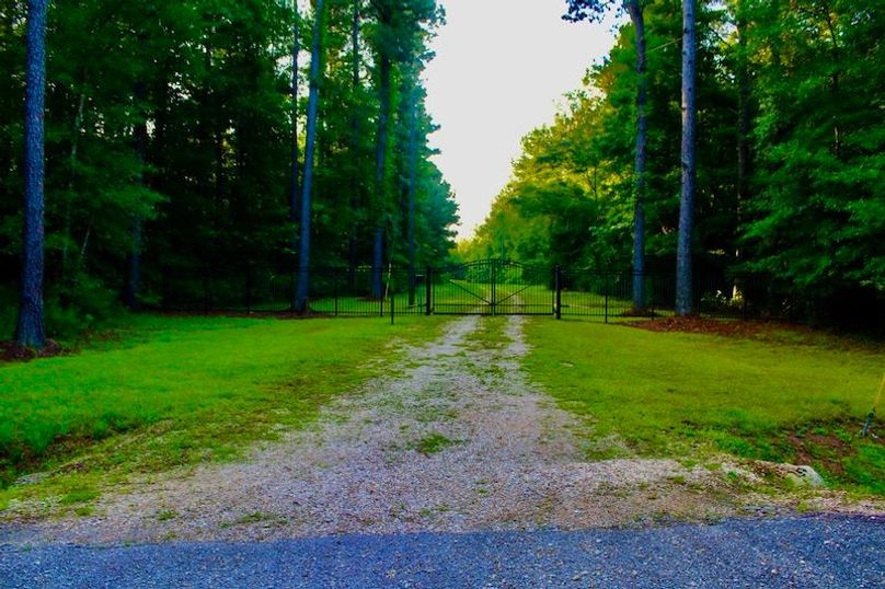 CA75474D-4AB2-48CC-9A28-C6AEF1A8672B_1_105_c