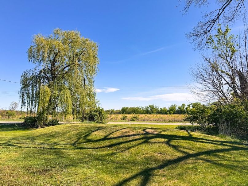 15936 W Beloit Newark Rd-39