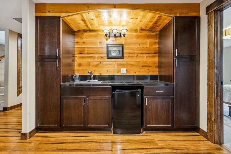 61-web-or-mls-125 Quaking Aspen Rd -61