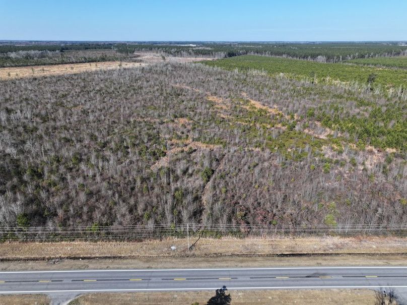 dji_fly_20251223_124500_0161_1767546813052_photo