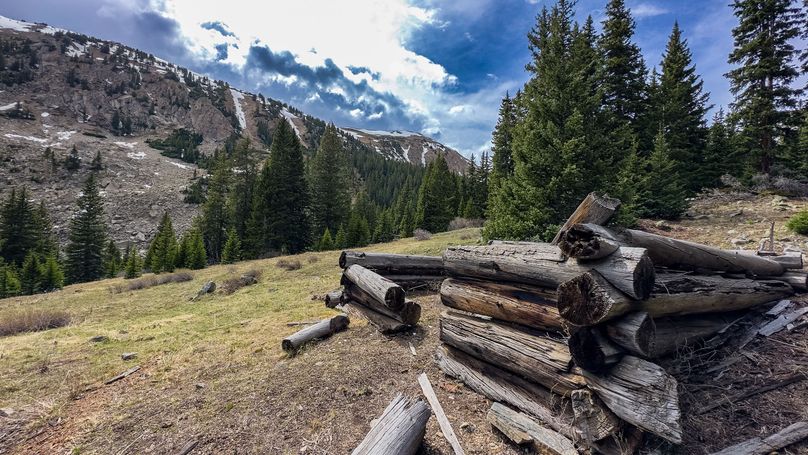Lake 51.63 - 009 Mining Cabin