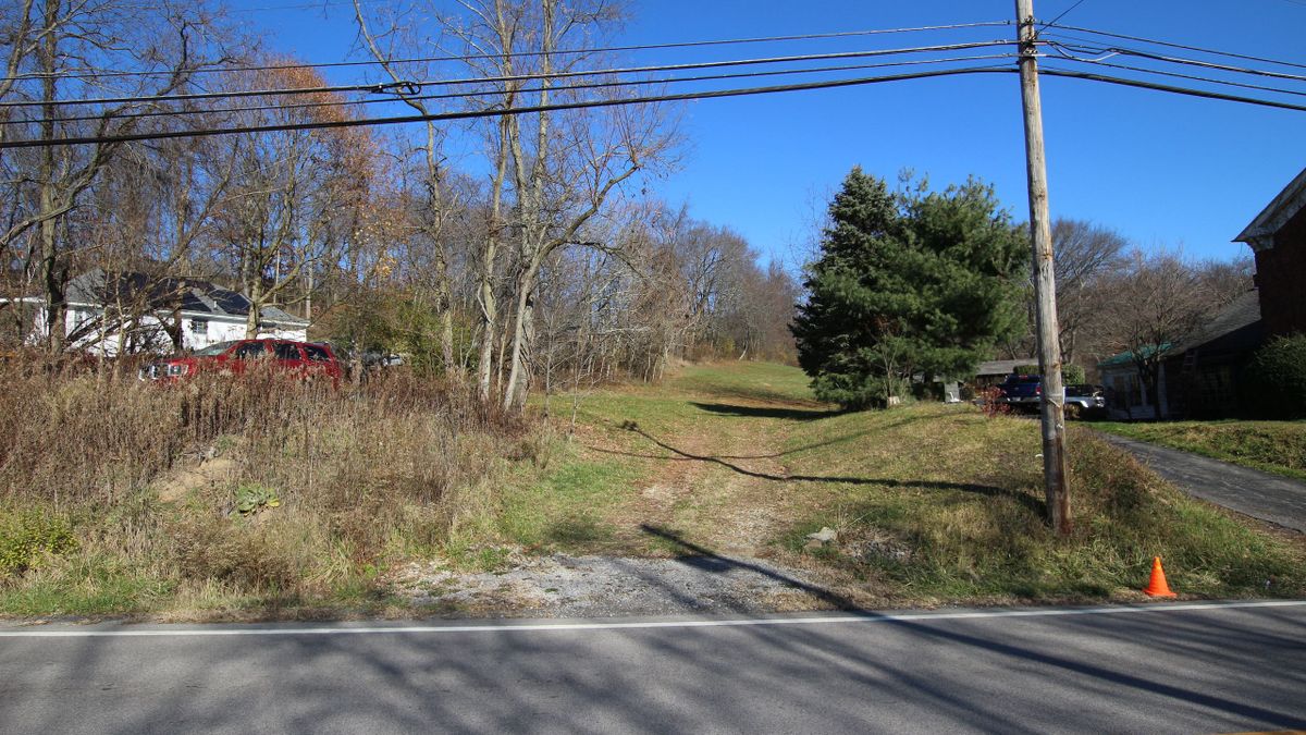 Wooded Building Property Between Calcutta And East Liverpool