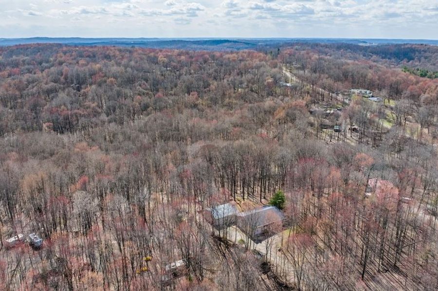 10-z Eddyburg Rd NE004