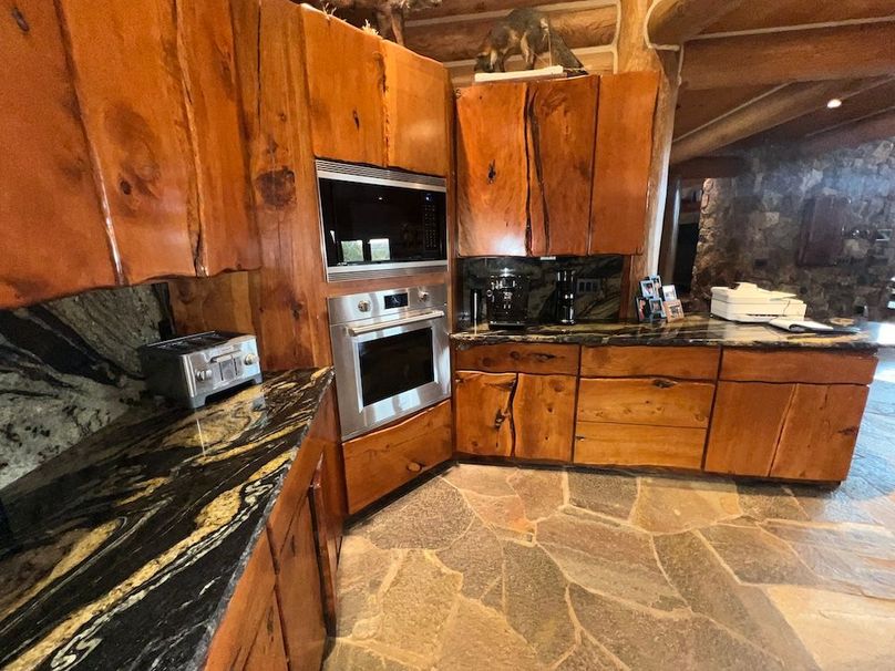 72_Pratt Lodge kitchen