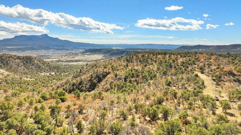 036 - DRIVEWAY AND VALLEY