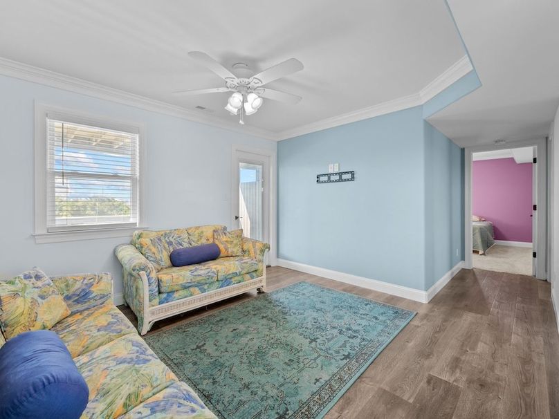 24-web-or-mls-P4252459