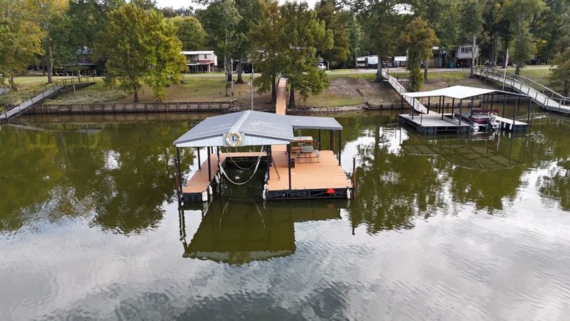 dji_fly_20251107_015948_0017_1762484057761_photo