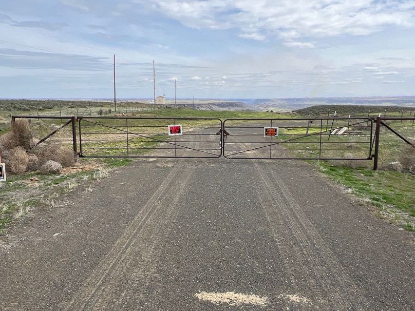 Development Property Overlooking The Snake River Canyon Near Buhl
