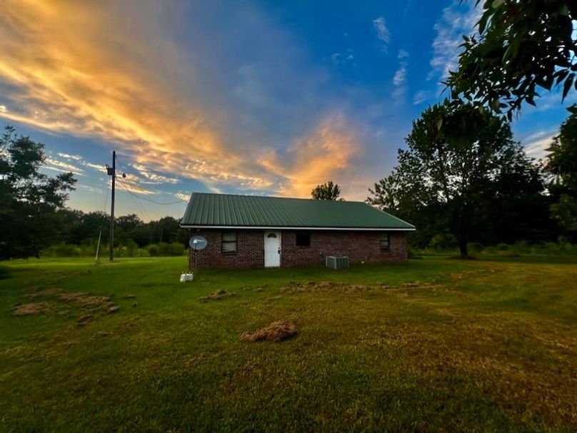 6D0545E5-9985-4384-8E13-5F1CDA41E6E2_1_105_c