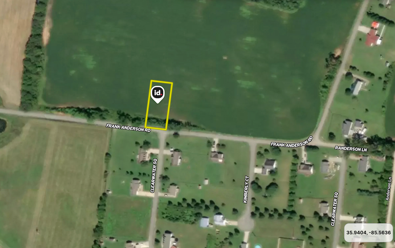 White Co TN 0.52 T Elrod_Ariel CloseUp