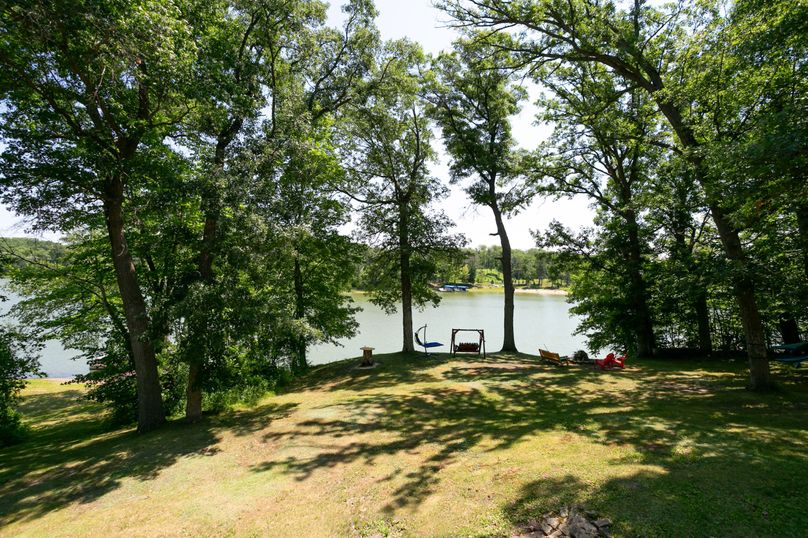 2227_95th_St_©_Picture_This_Inc-7