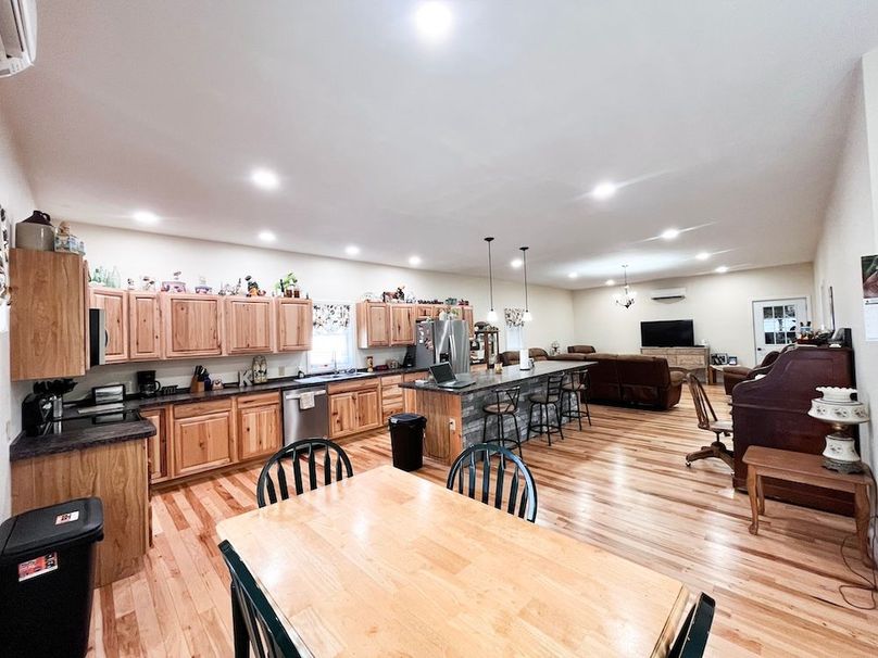 Oswego_1.79_Paro_Photos_4