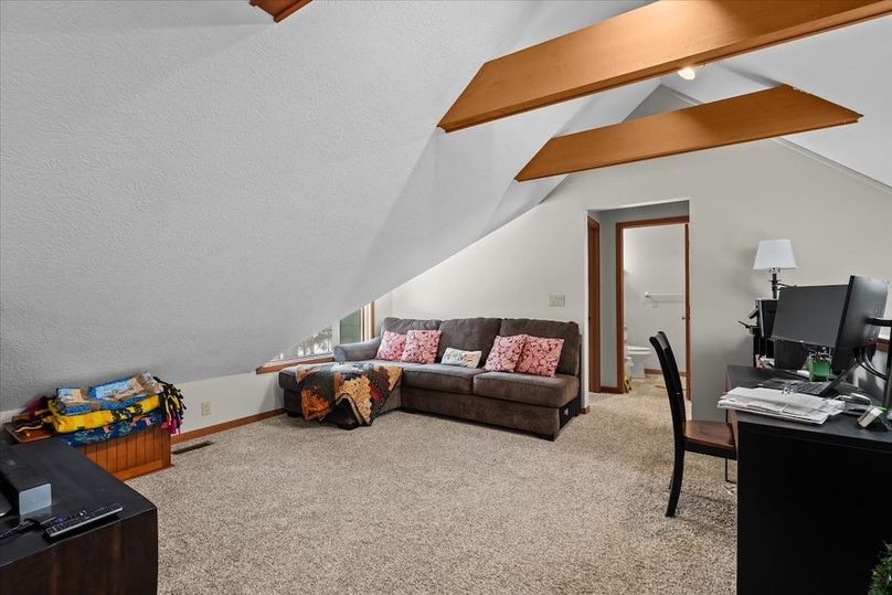 18-6055 Shaftsburg Rd