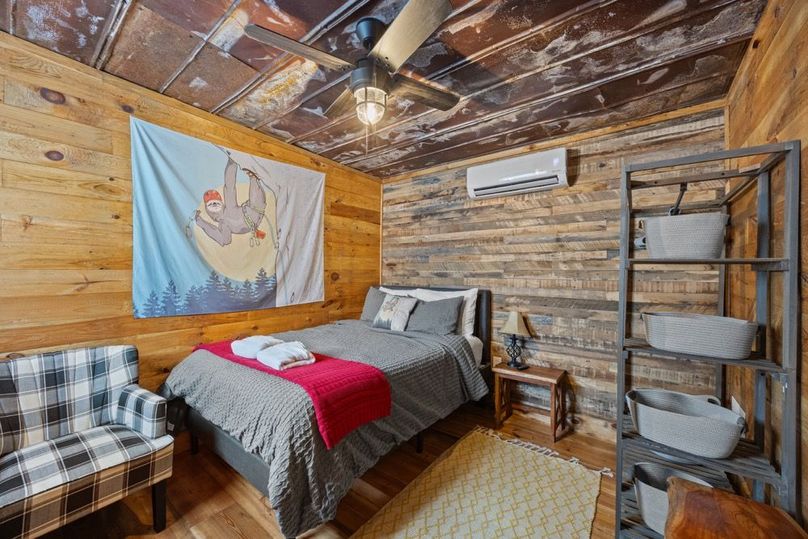 072 bedroom 4 in the bunkhouse as you enter