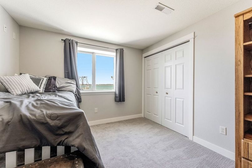 27-web-or-mls-194 Northbay Dr-126