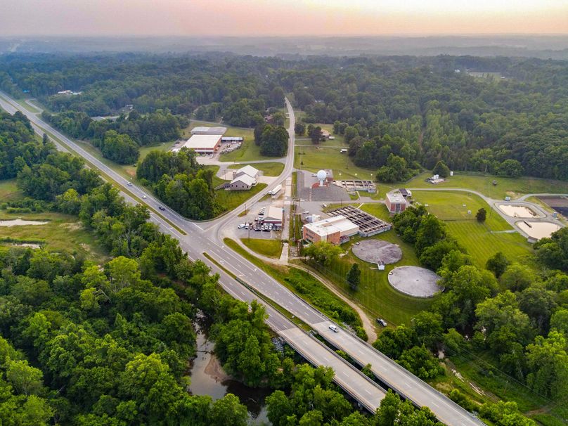 dji_fly_20230606_195734_65_1686095876345_photo