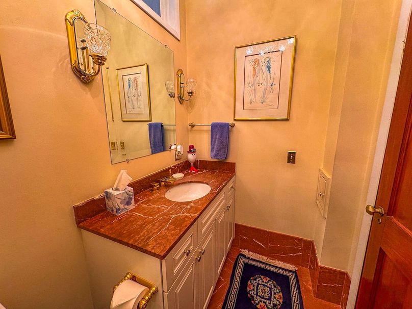 Lewis, WV 246 E 1st Wyllie-070