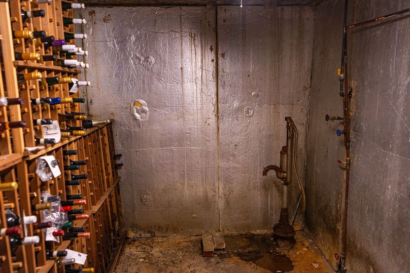 Lewis, WV 246 E 1st Wyllie-094