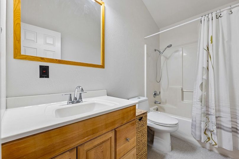 33-web-or-mls-3444 HWY 140 Finals-33