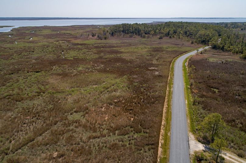 DJI_0266240428-ZF-0713-72000-1-001-023