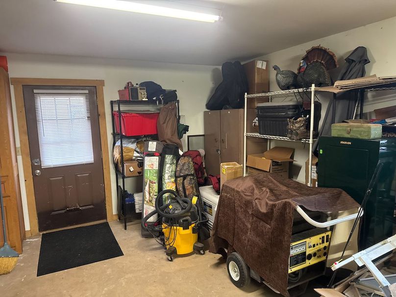 Calhoun, WV 132.84 AC Szegi 2-102