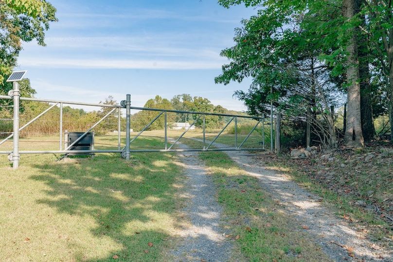 Miller-Hawkins pic 24