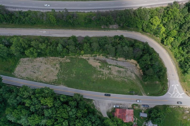 005 aerial view from directly overhead from the west side (at the bottom of photo)
