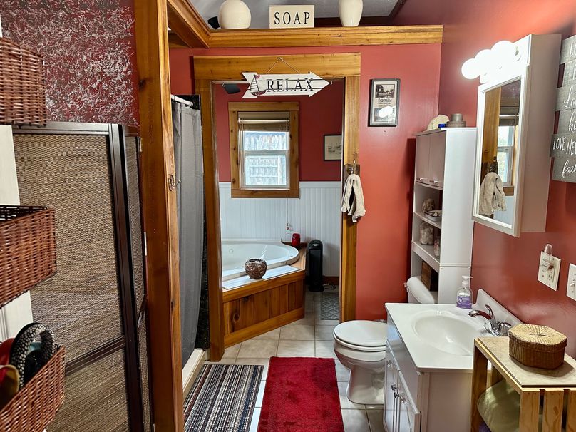 15 Downstairs Bathroom