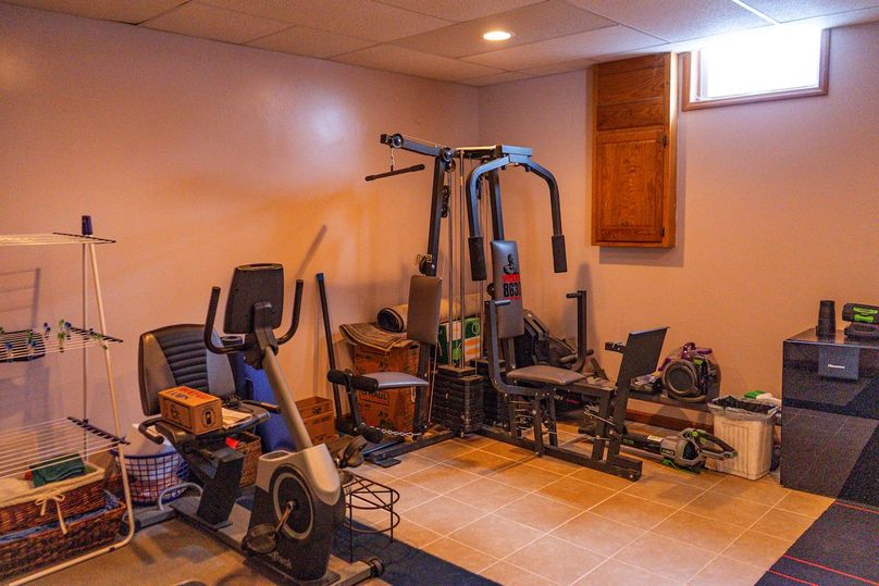 Lewis, WV 246 E 1st Wyllie-068