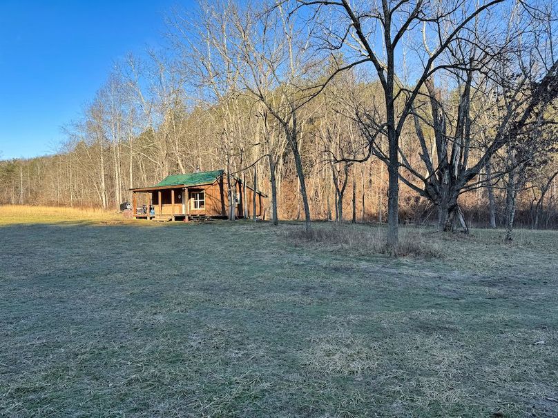 015 nice view of the cabin as the sun comes up