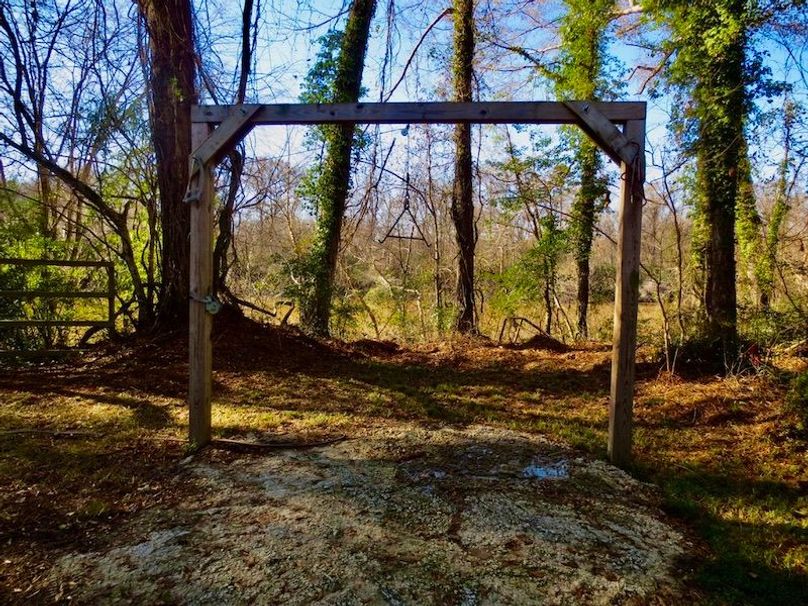 A654A78C-EE4B-4B05-8C17-8C95434280C2_1_105_c