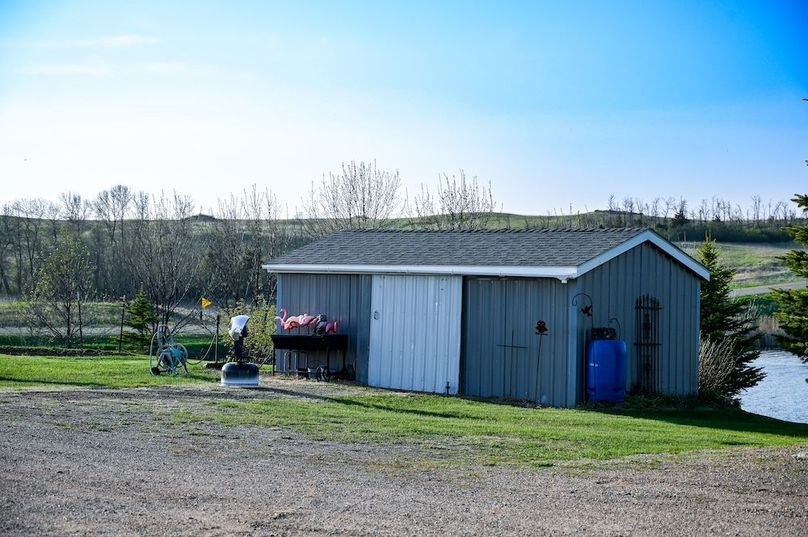 8.garden shed