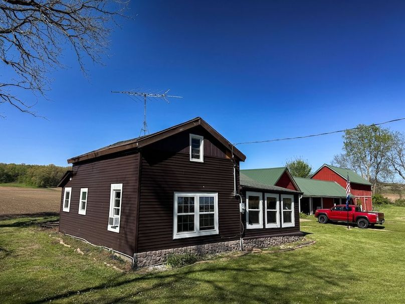 15936 W Beloit Newark Rd-2