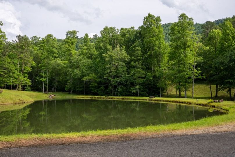 65 Featured_ProPhoto-40