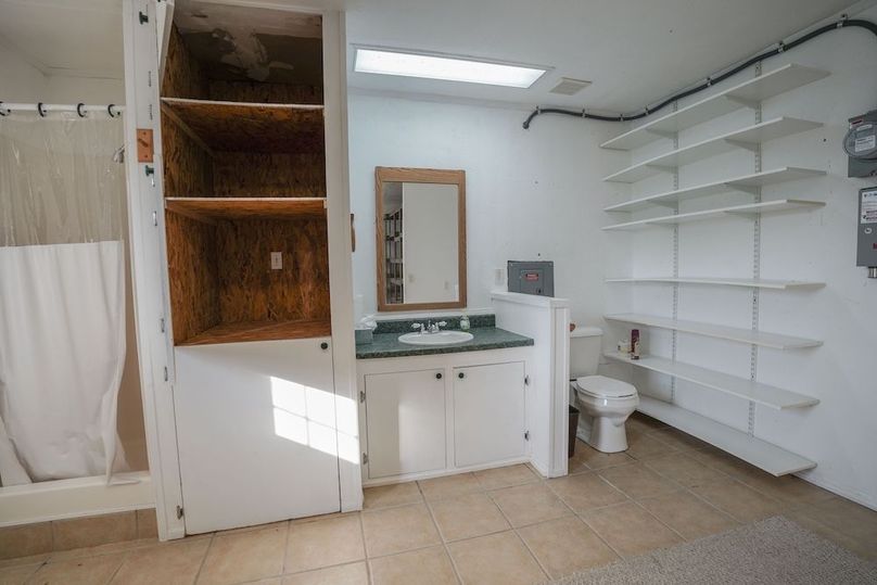 Bell 33.24 Updated Photos 8-8-25-47