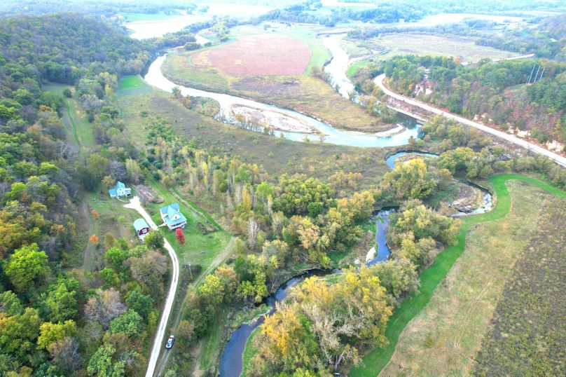 received_1299999721396100