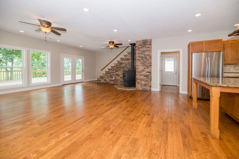 Lori Wooldridge June 0057