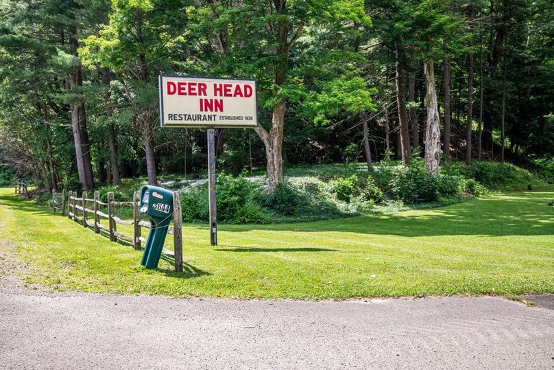 DeerHeadInn-41