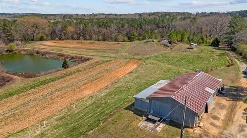 3large-018e903b-4c6c-7153-a1f0-29b1f8122e22