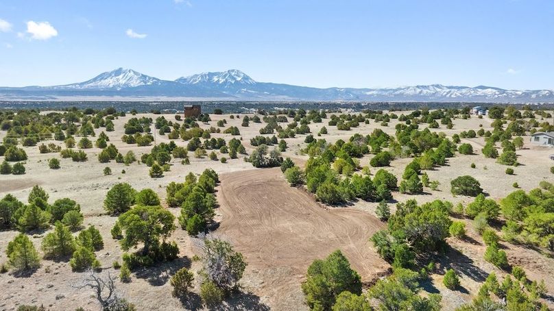 011 - Lot 64 Driveway
