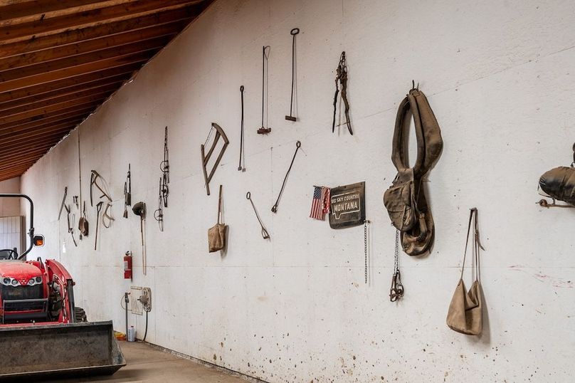 1146 HWY 12 E-100-HDR