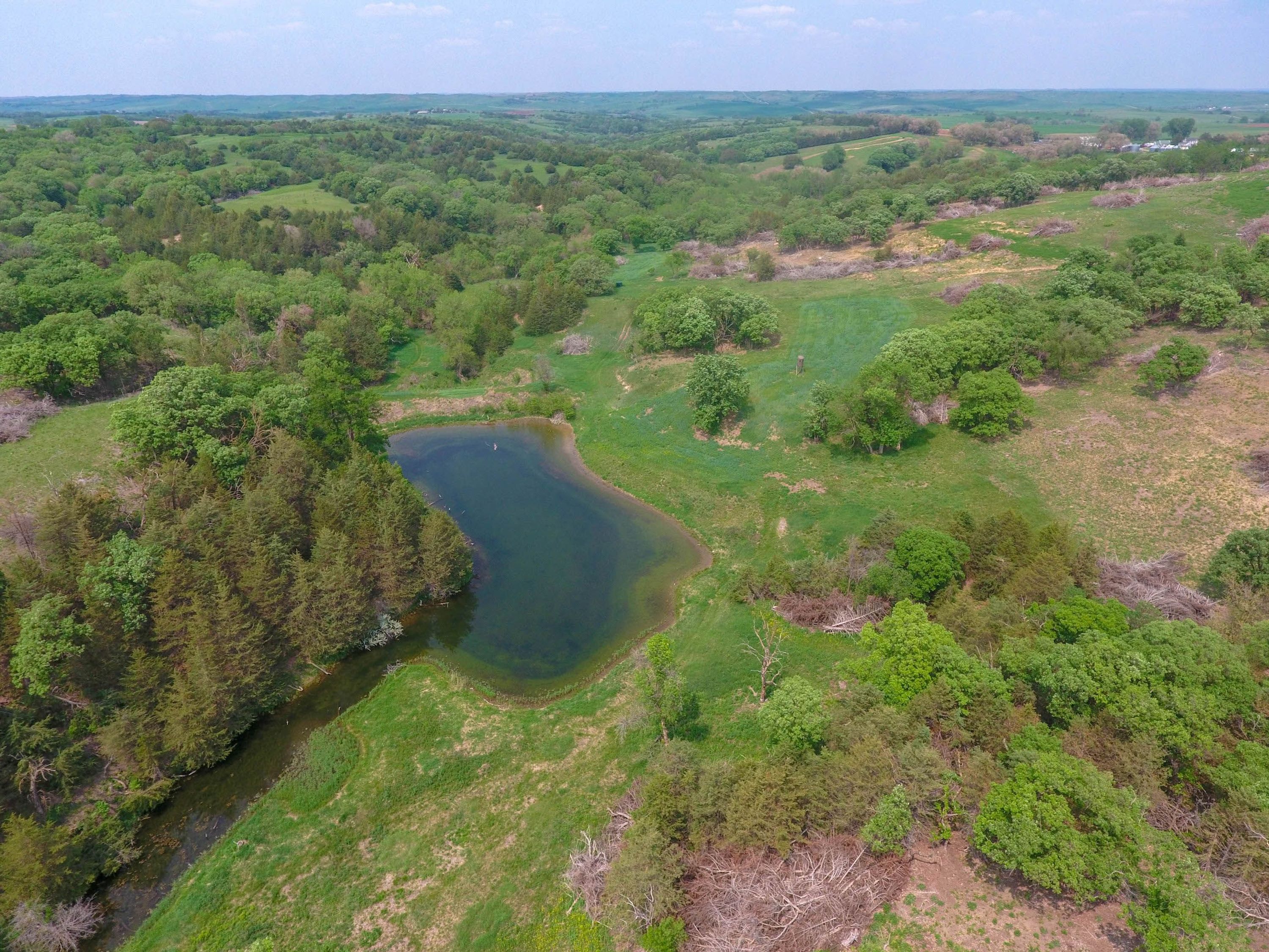 Recreational Paradise Close To The Missouri River Whitetail Properties