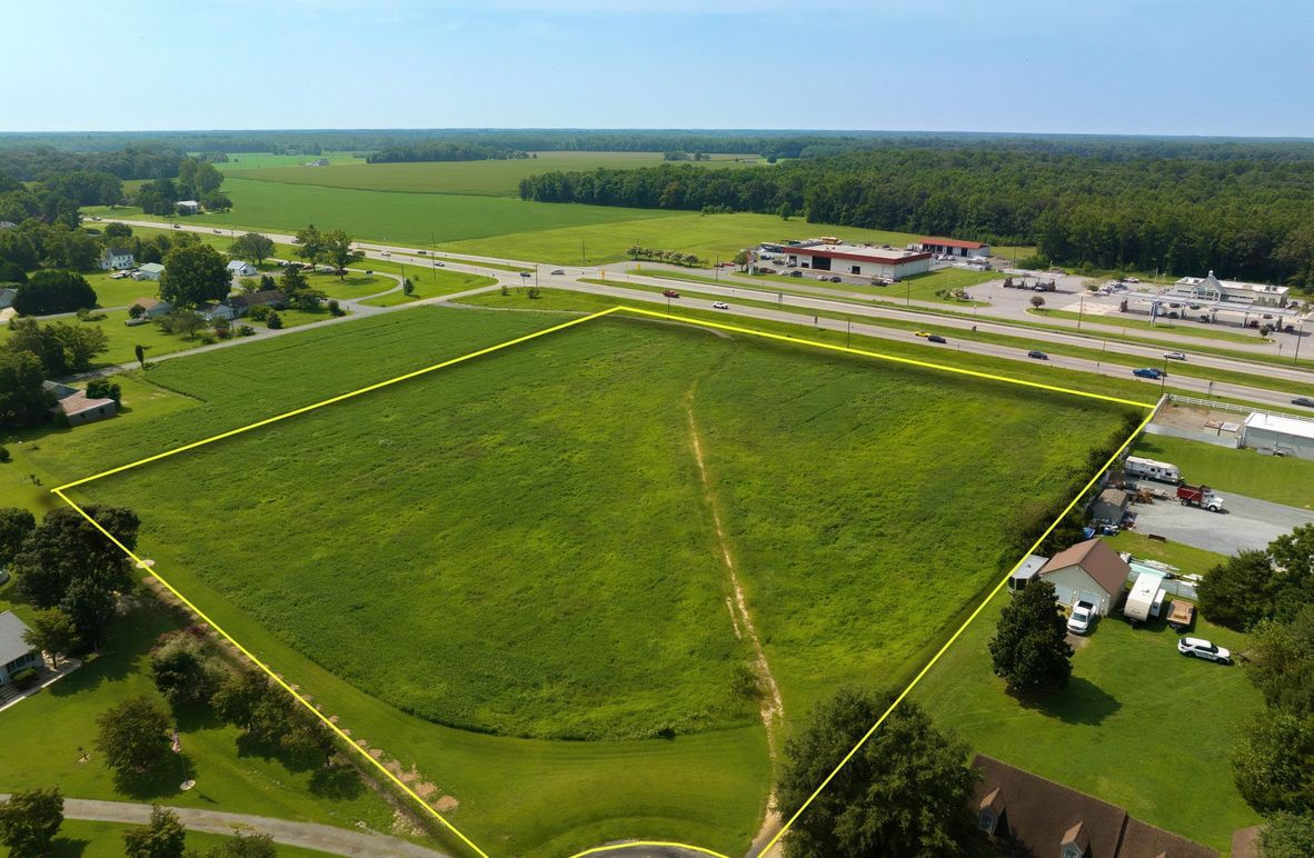 6ac_Rt404_Caroline_MAINimage_wBoundarySM