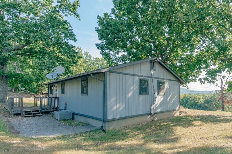 Miller-Hawkins pic 31(1)